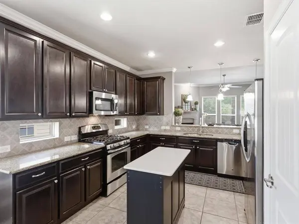 1008 Park Meadow Lane, Mckinney, TX 75071