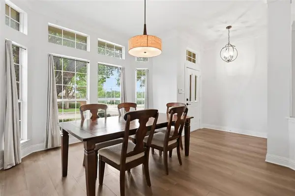 2801 Buena Vista Court, Carrollton, TX 75007