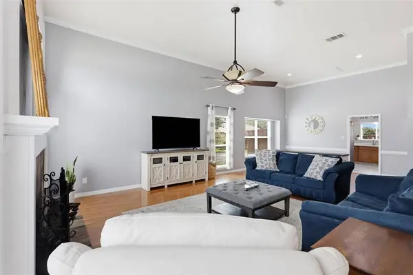 4257 Harvest Hill Road, Carrollton, TX 75010