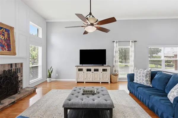 4257 Harvest Hill Road, Carrollton, TX 75010