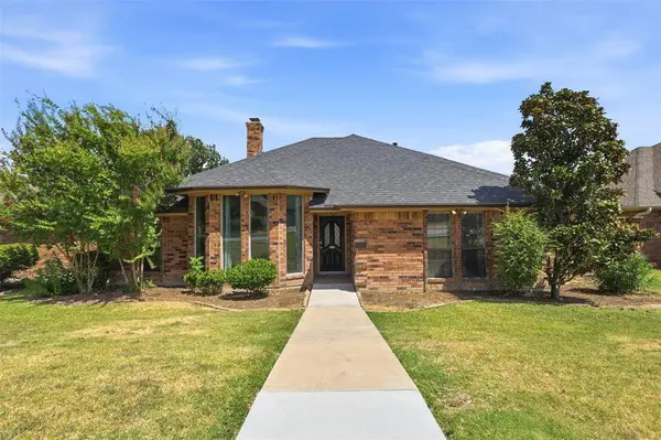 3802 Cromwell Drive, Carrollton, TX 75007