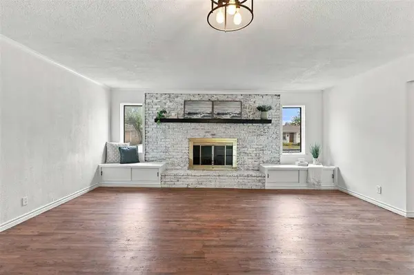 1112 Noble Avenue, Carrollton, TX 75006