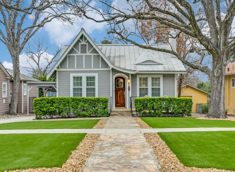 Alamo Heights San Antonio luxury home — inner-loop neighborhood with top-rated AHISD schools and historic character