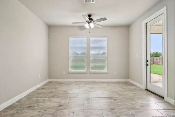 112 Short Meadow, Lytle, TX 78052