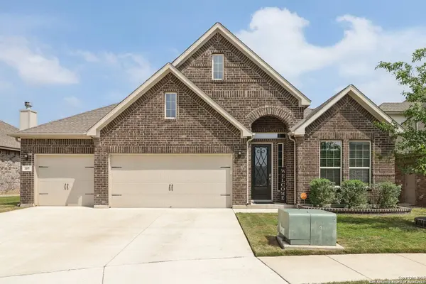 105 Woods Of Boerne, Boerne, TX 78006