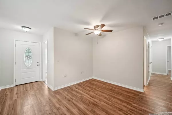 9418 Points Edge, San Antonio, TX 78250