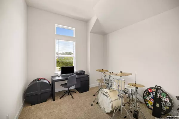 529 Huntwick, Boerne, TX 78006