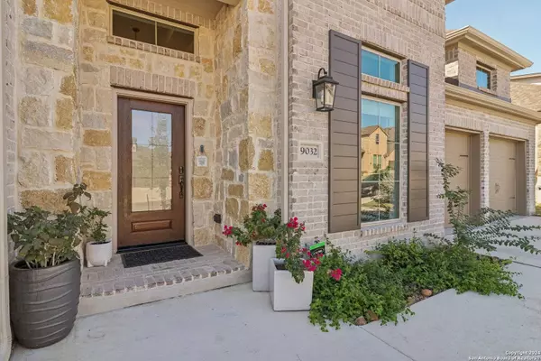 9032 RAVEN POINTE, San Antonio, TX 78255-4446