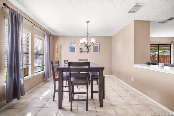 9830 Lauren Mist, San Antonio, TX 78251