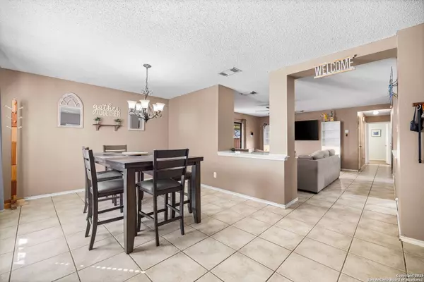 9830 Lauren Mist, San Antonio, TX 78251