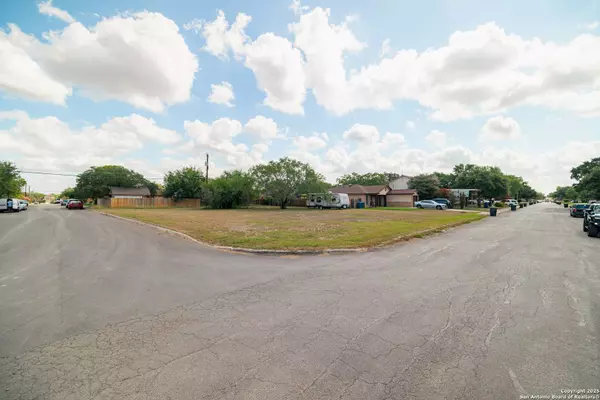 303 Lebanon, San Antonio, TX 78223