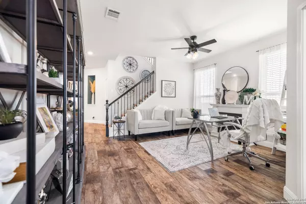 657 Amber, Cibolo, TX 78108