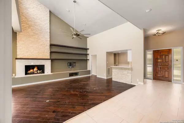 6326 Mallard Point, Windcrest, TX 78239