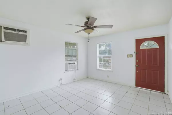 9811 Eveningway, San Antonio, TX 78233