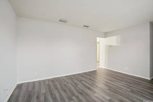 318 Balboa Drive, Universal City, TX 78148