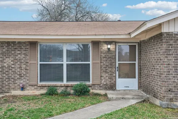 318 Balboa Drive, Universal City, TX 78148