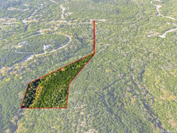 386 Private Road 1712, Mico, TX 78056