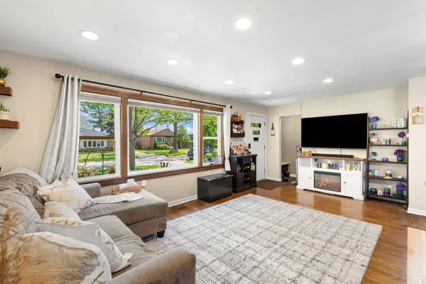 La Grange Park, IL 60526