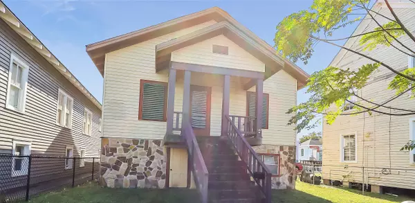 1207 Avenue M, Galveston, TX 77550