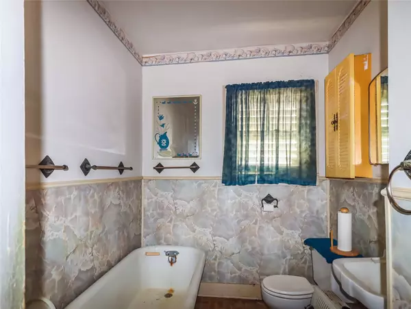 1207 Avenue M, Galveston, TX 77550