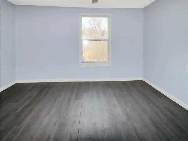 6611 Jensen ST, Hitchcock, TX 77563