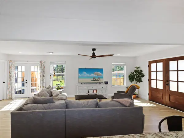 4219 Frost ST, Santa Fe, TX 77517