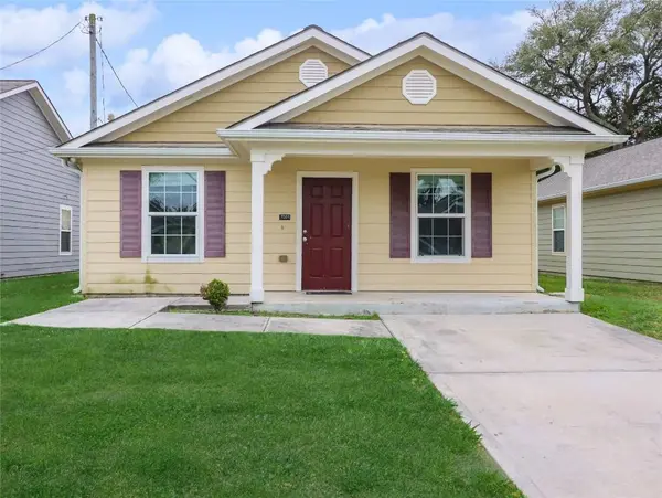 7501 Blue Jay DR, Texas City, TX 77591