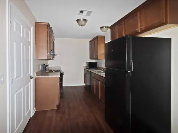 7501 Blue Jay DR, Texas City, TX 77591