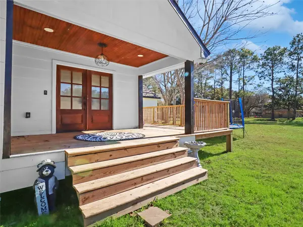 4219 Frost ST, Santa Fe, TX 77517