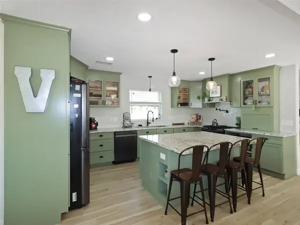 4219 Frost ST, Santa Fe, TX 77517