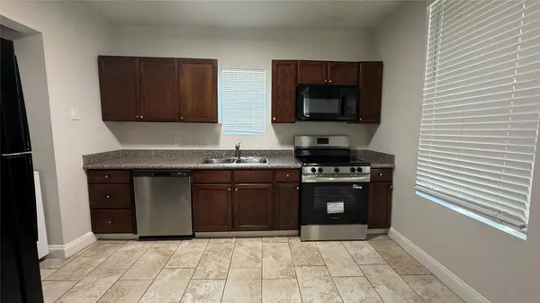 1314 27th ST, Galveston, TX 77550
