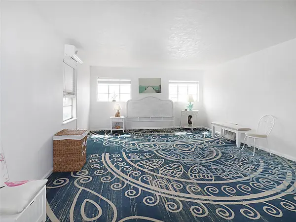 6004 Avenue T, Galveston, TX 77551