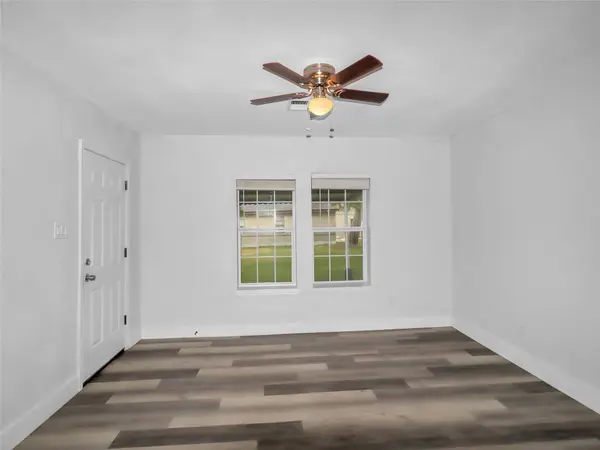 810 15th AVE N, Texas City, TX 77590