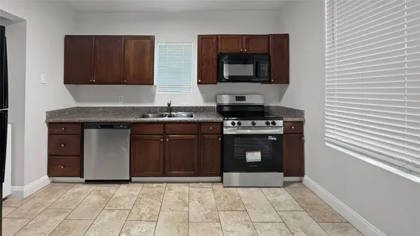 1314 27th ST, Galveston, TX 77550