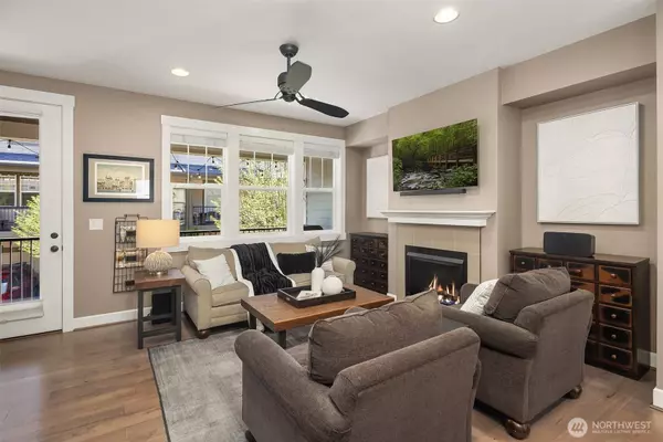 1332 Brooklyn Walk NE, Issaquah, WA 98029