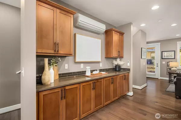 1332 Brooklyn Walk NE, Issaquah, WA 98029