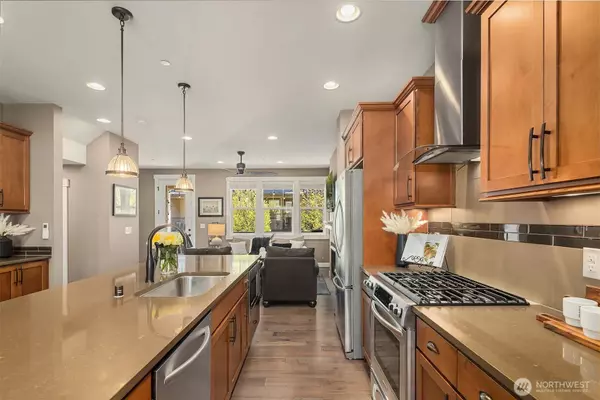 1332 Brooklyn Walk NE, Issaquah, WA 98029