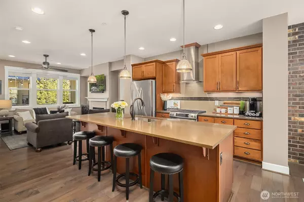 1332 Brooklyn Walk NE, Issaquah, WA 98029