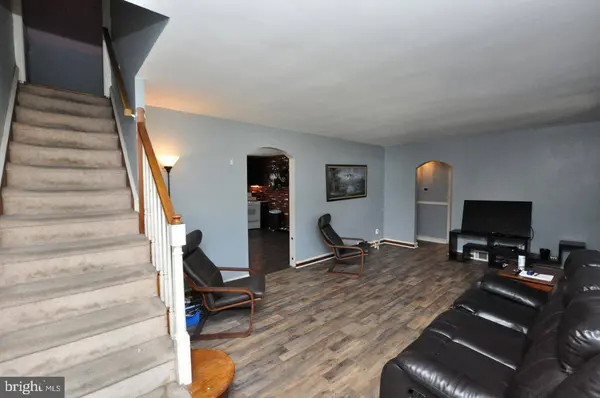 711 FILBERT ST, Palmyra, NJ 08065