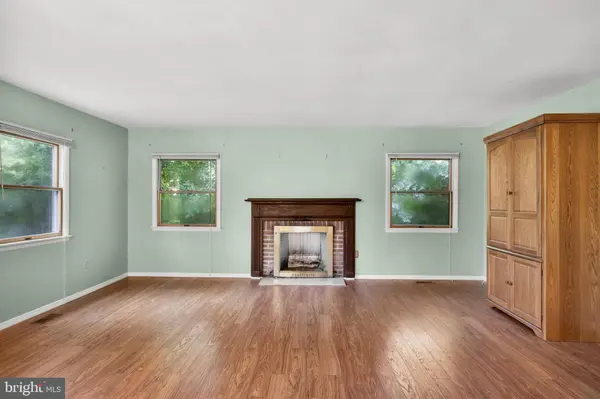 9 ELRIDGE PL, Willingboro, NJ 08046