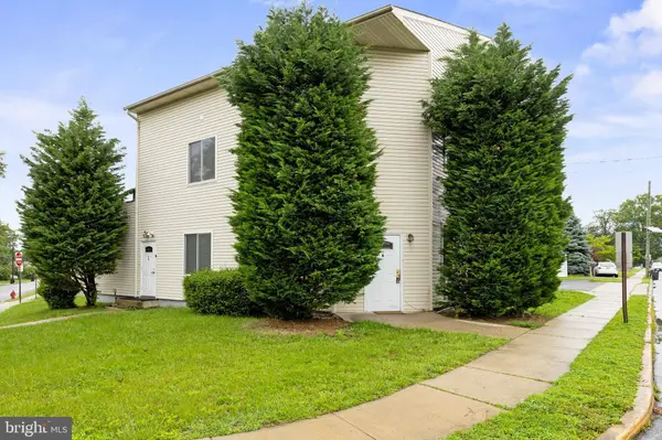7 E MILL RD
