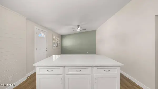 10518 W Oakmont Drive, Sun City, AZ 85351