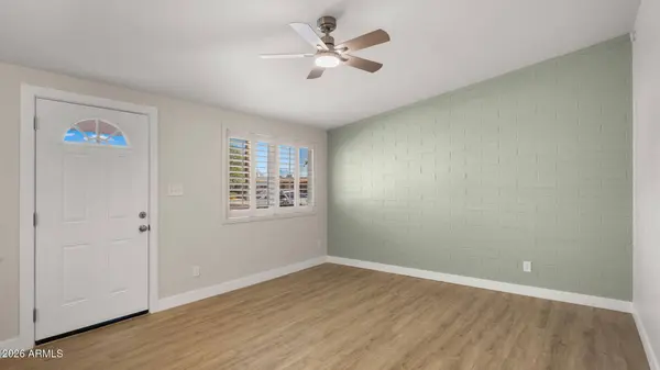 10518 W Oakmont Drive, Sun City, AZ 85351