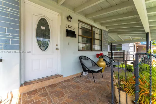 3500 SW 87th Pl, Miami, FL 33165