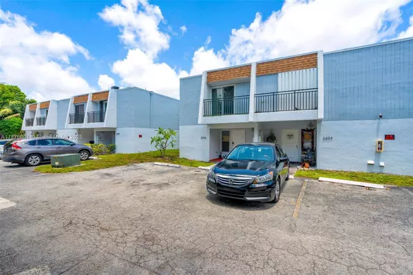 6306 Moseley St #1, Hollywood, FL 33024