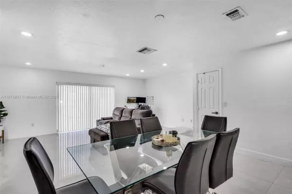 6306 Moseley St #1, Hollywood, FL 33024