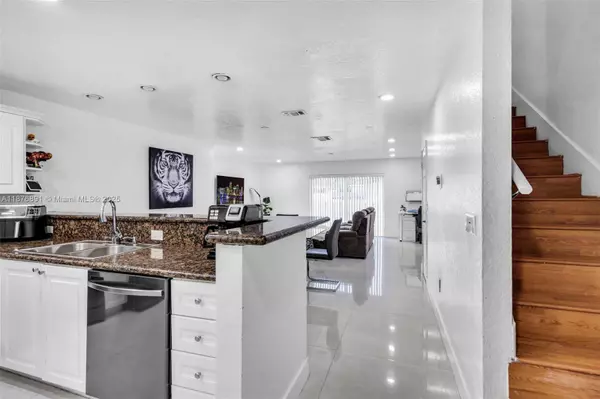 6306 Moseley St #1, Hollywood, FL 33024