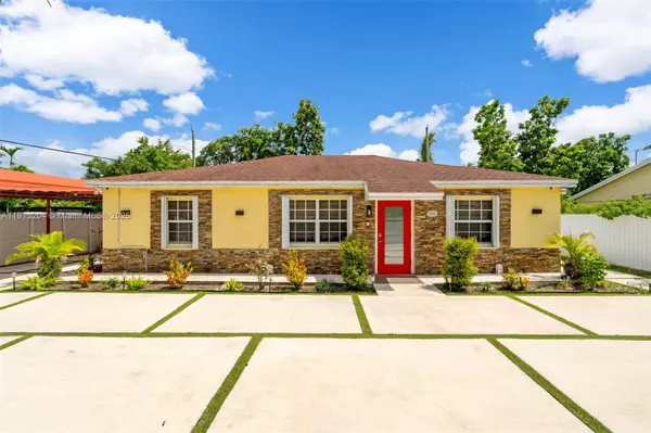 302 NW 100th St, Miami, FL 33150