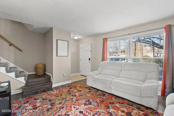 1214 Westlynne WAY, Louisville, KY 40222