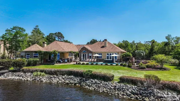 1047 San Sebastian Cir, Pensacola, FL 32506